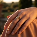 Foto Modelo Realista