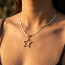 Foto Modelo Realista