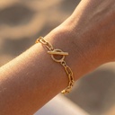 Foto Modelo Realista