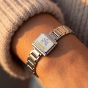 Foto Modelo Realista