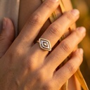 Foto Modelo Realista