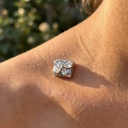 Foto Modelo Realista