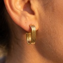 Foto Modelo Realista