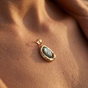 Foto Modelo Realista