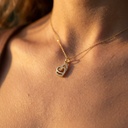 Foto Modelo Realista