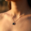 Foto Modelo Realista