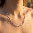 Foto Modelo Realista