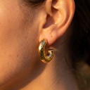 Foto Modelo Realista