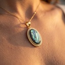 Foto Modelo Realista