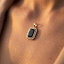 Foto Modelo Realista